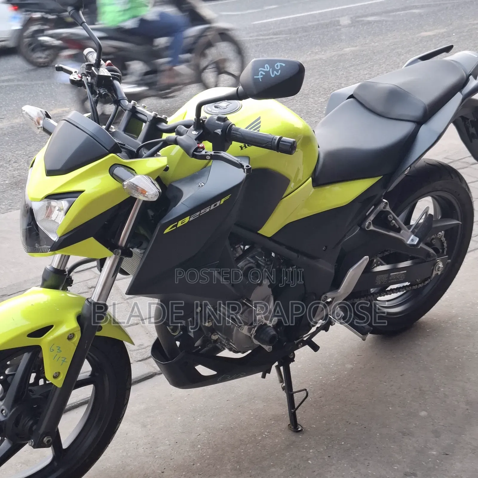 Honda CB 2019 Yellow