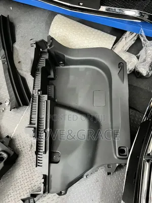 Rav 4 Inner Boot Panels Complete With No Mat