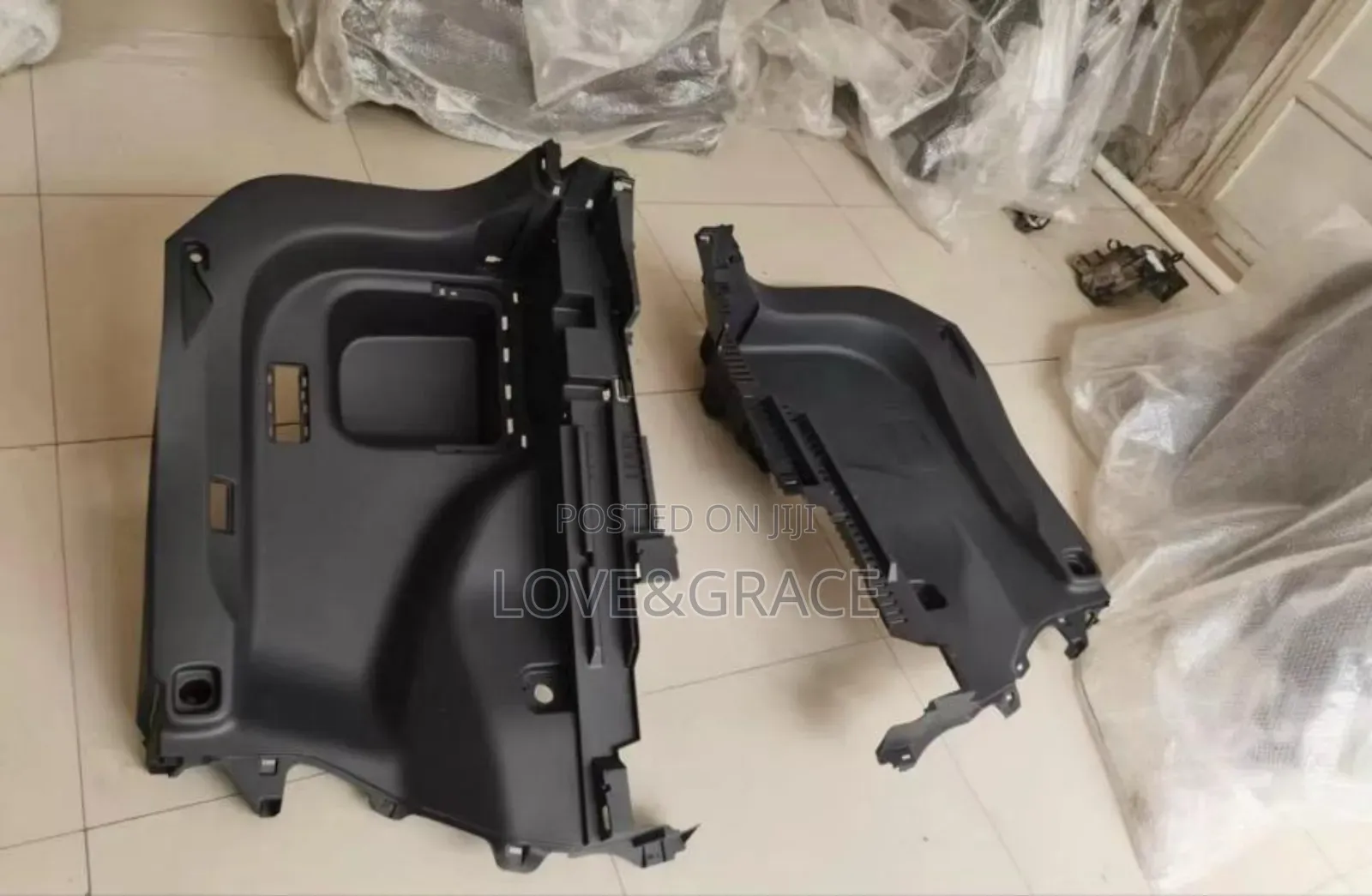 Rav 4 Inner Boot Panels Complete With No Mat