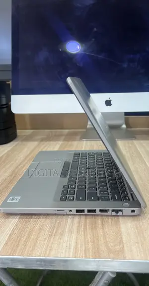 Laptop Dell Latitude 5410 16GB Intel Core i7 SSD 256GB