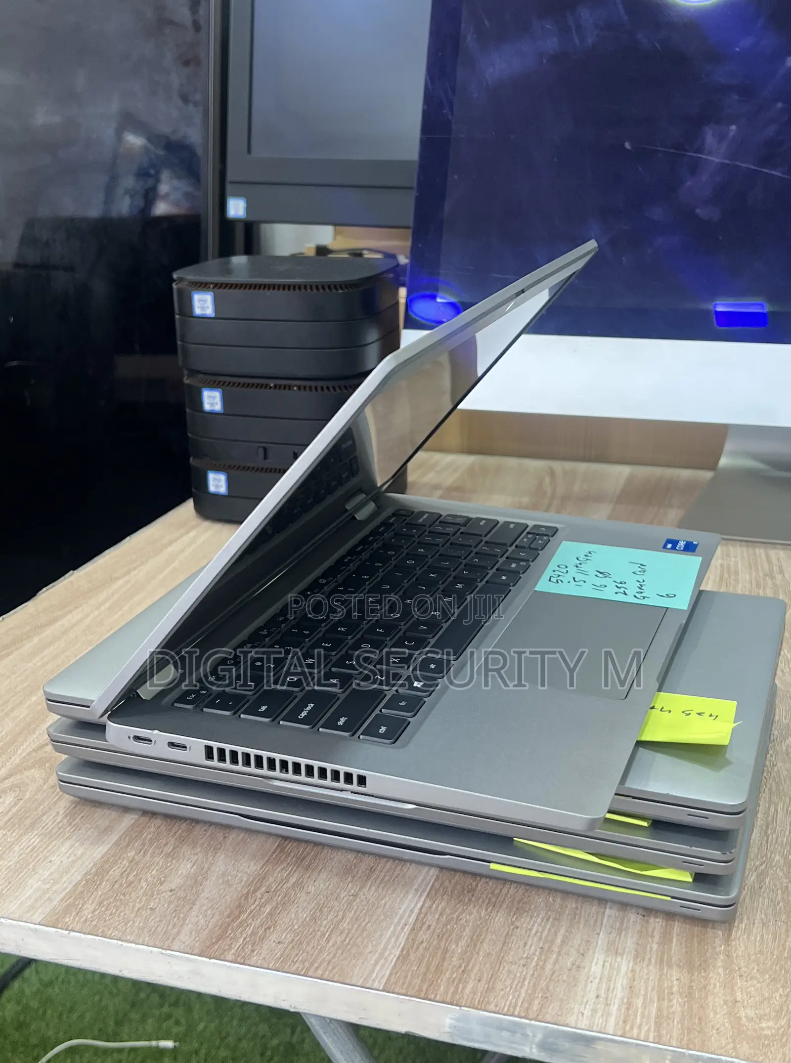 Laptop Dell Latitude 5420 16GB Intel Core i7 SSD 256GB