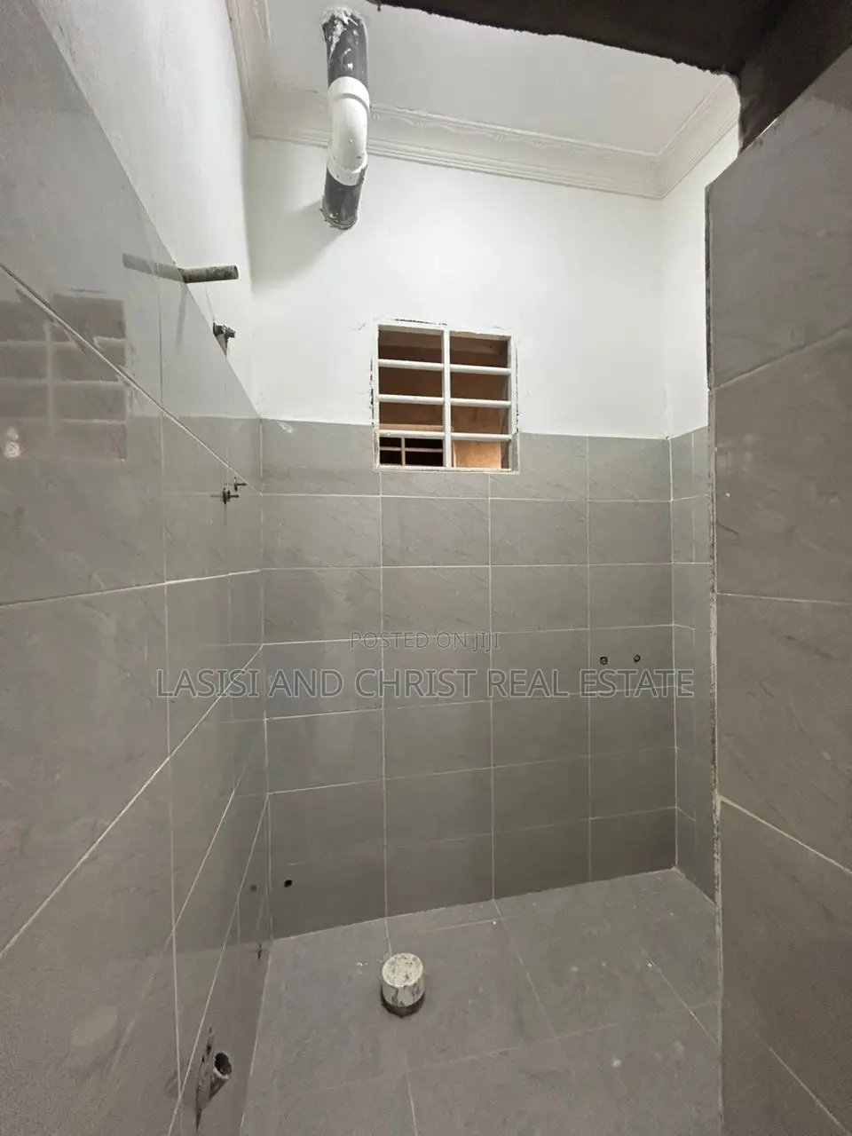1bdrm Apartment in Lasisi And Christ, Amasaman for rent