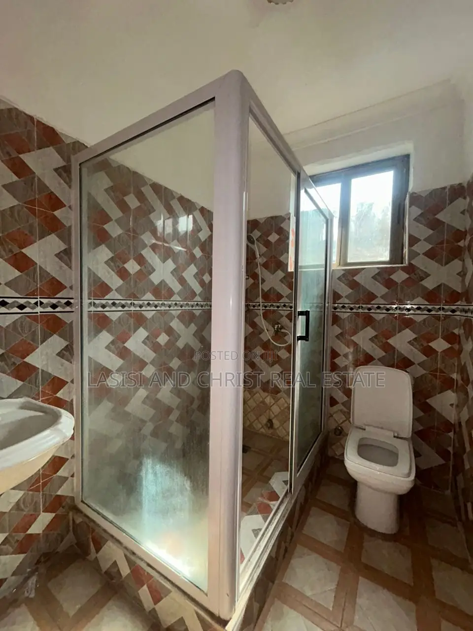 2bdrm Apartment in Lasisi And Christ, Pokuase for rent