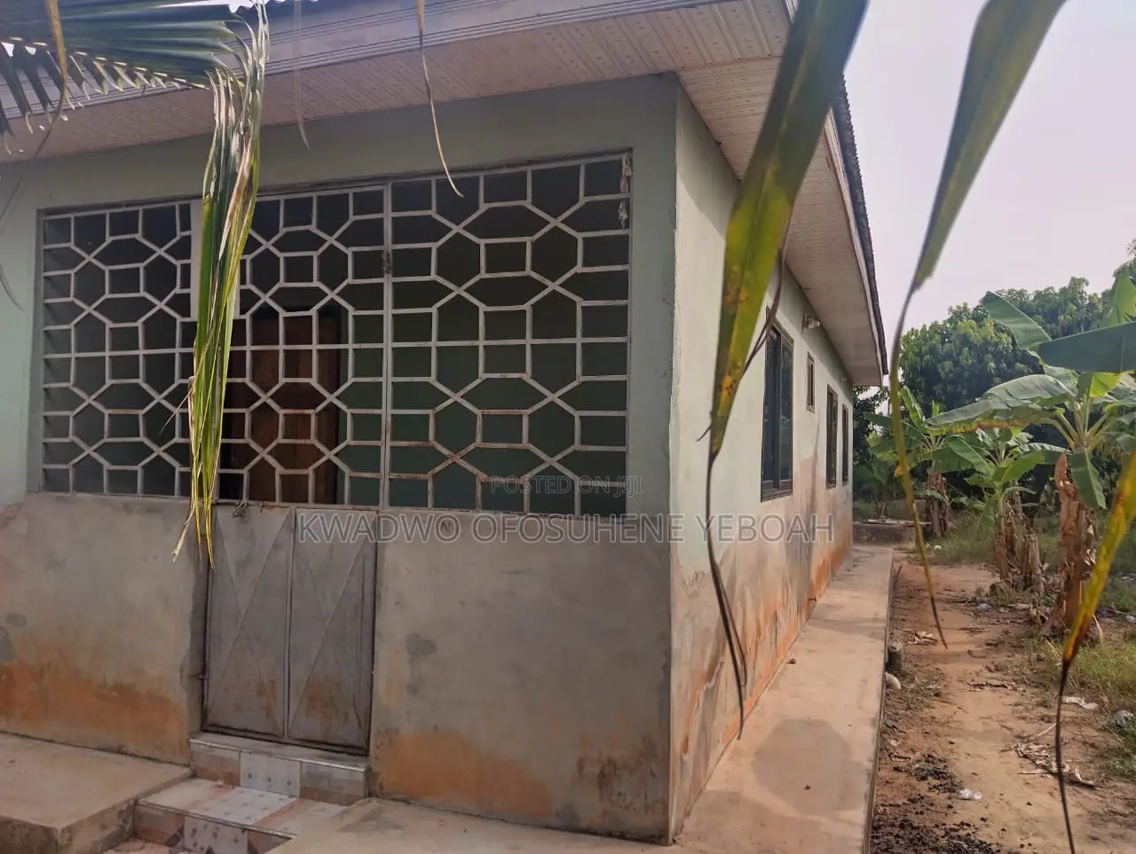 3bdrm House in Kwahu West for sale