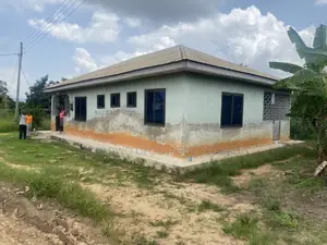 3bdrm House in Kwahu West for sale