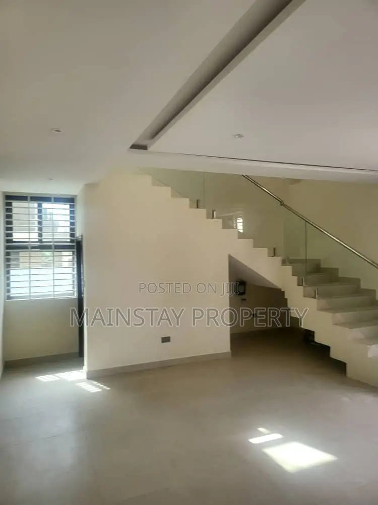4bdrm House in Spintex for sale