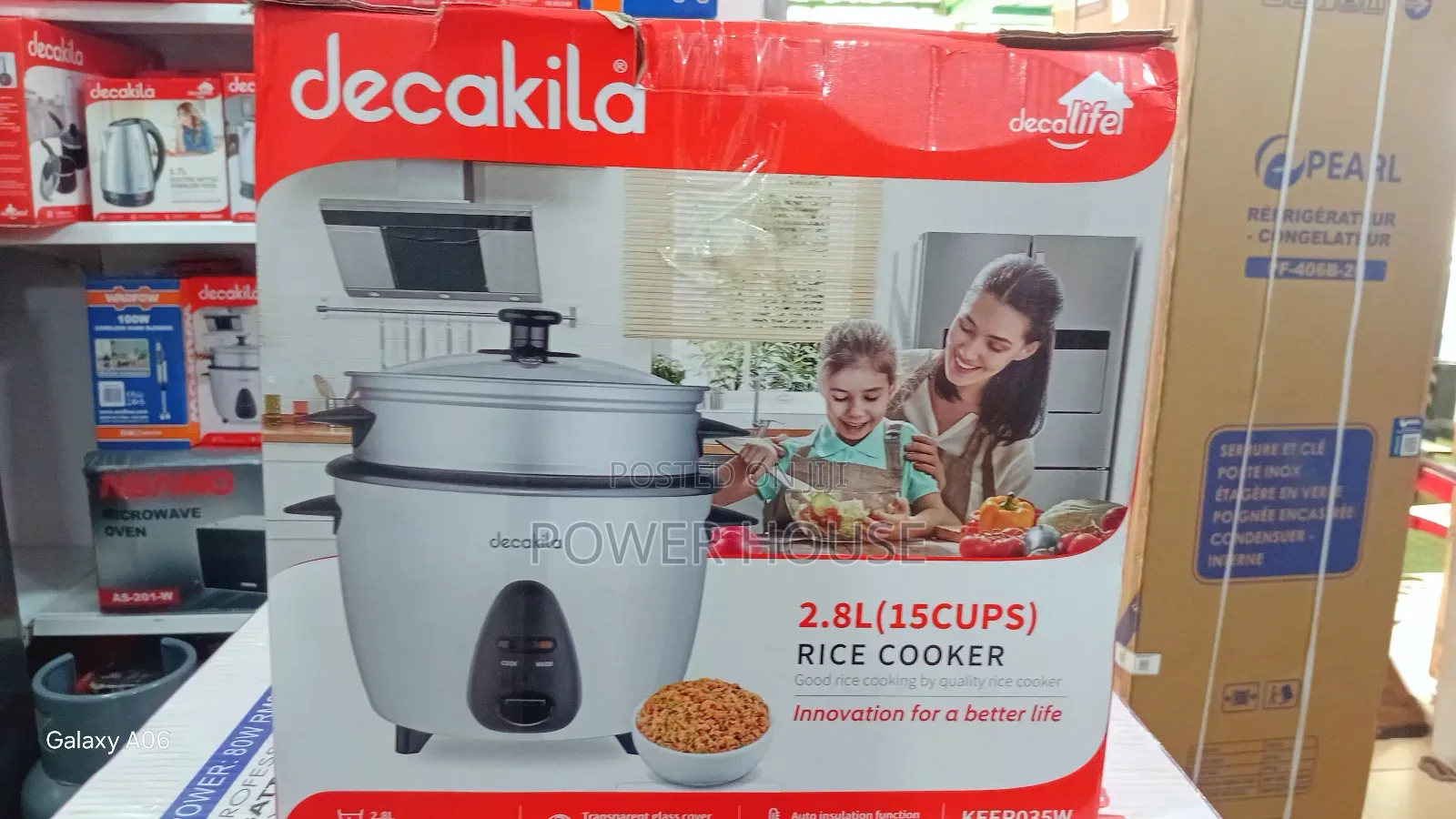 Decakila 2.8l Compact Efficient Rice Cooker for Home Use.