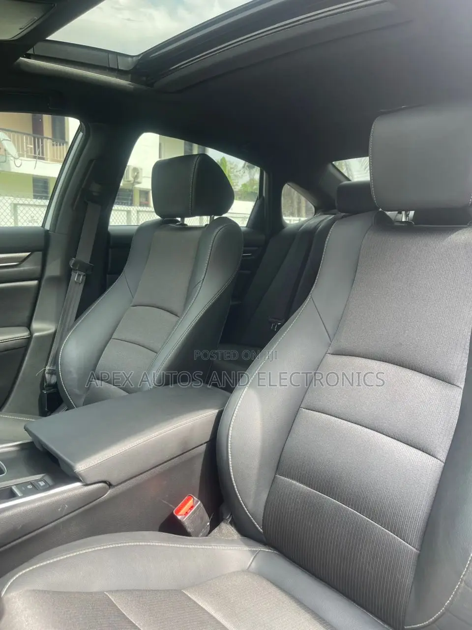 Honda Accord Sport 2.0T 2021 White