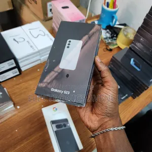 New Samsung Galaxy S23 256 GB