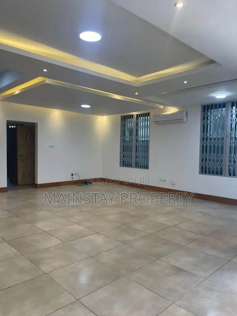 Furnished 3bdrm Townhouse / Terrace in Dzorwulu for rent