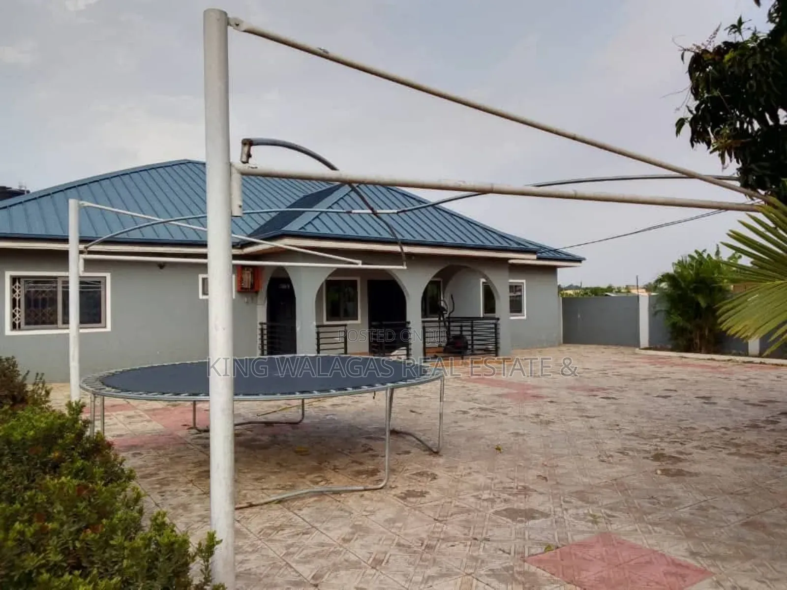 4bdrm House in New Legon Near Lake, Adenta for sale