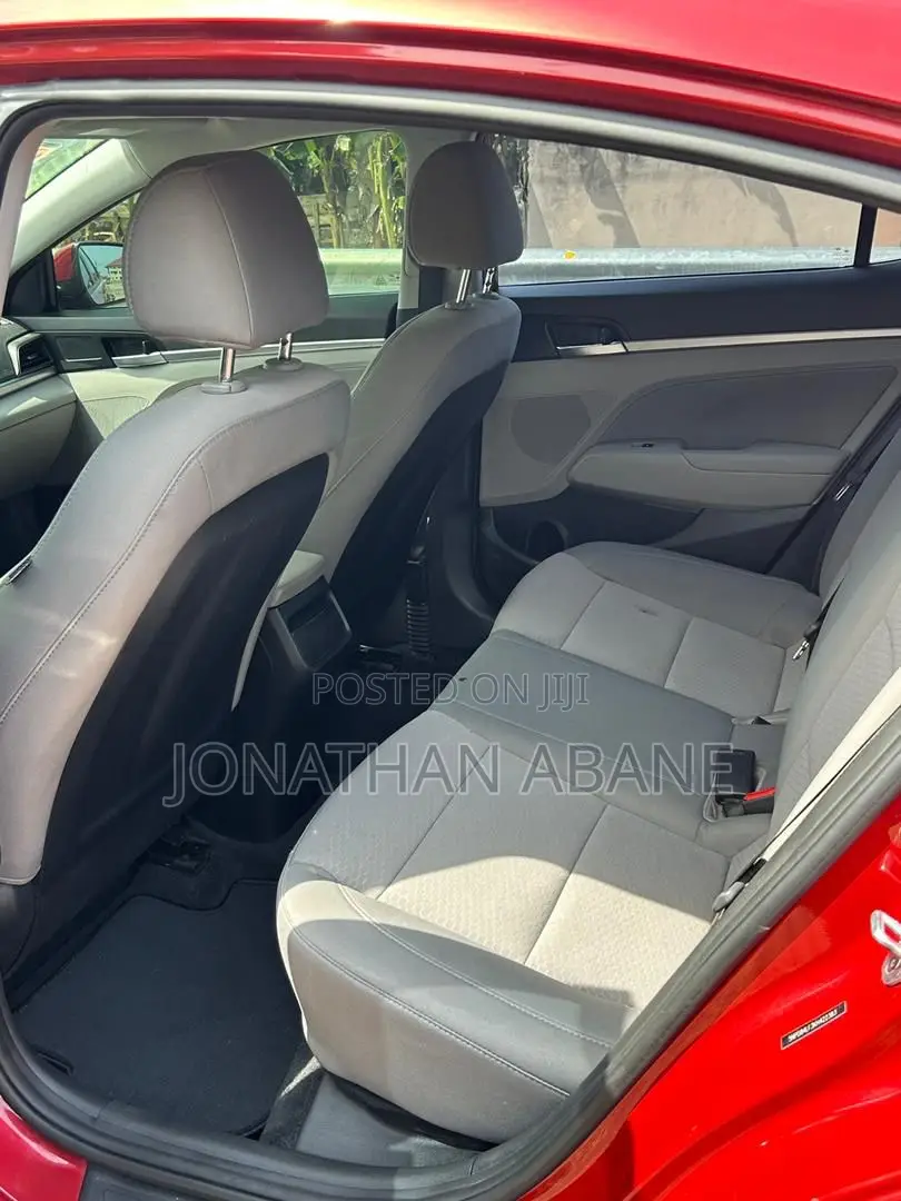 Hyundai Elantra 2019 Burgundy