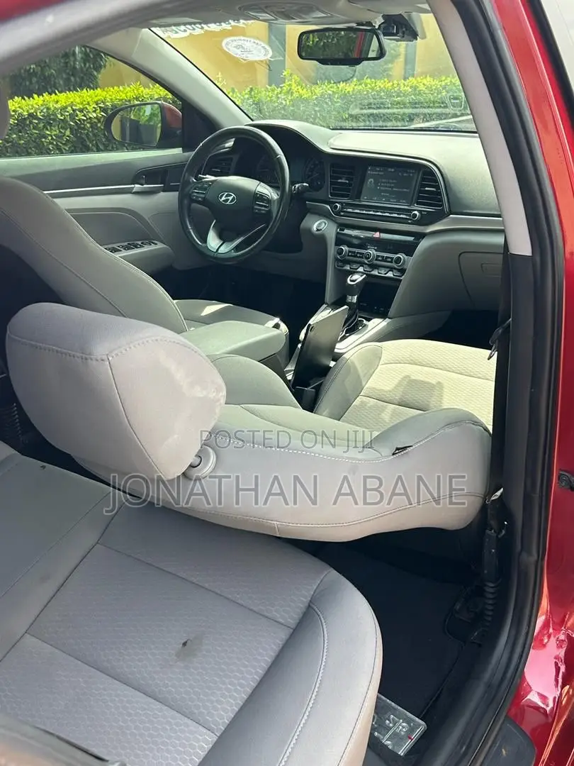 Hyundai Elantra 2019 Burgundy
