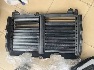 Toyota Tundra 2024 Shutter Grill