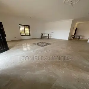 3bdrm Apartment in North Ridge for rent