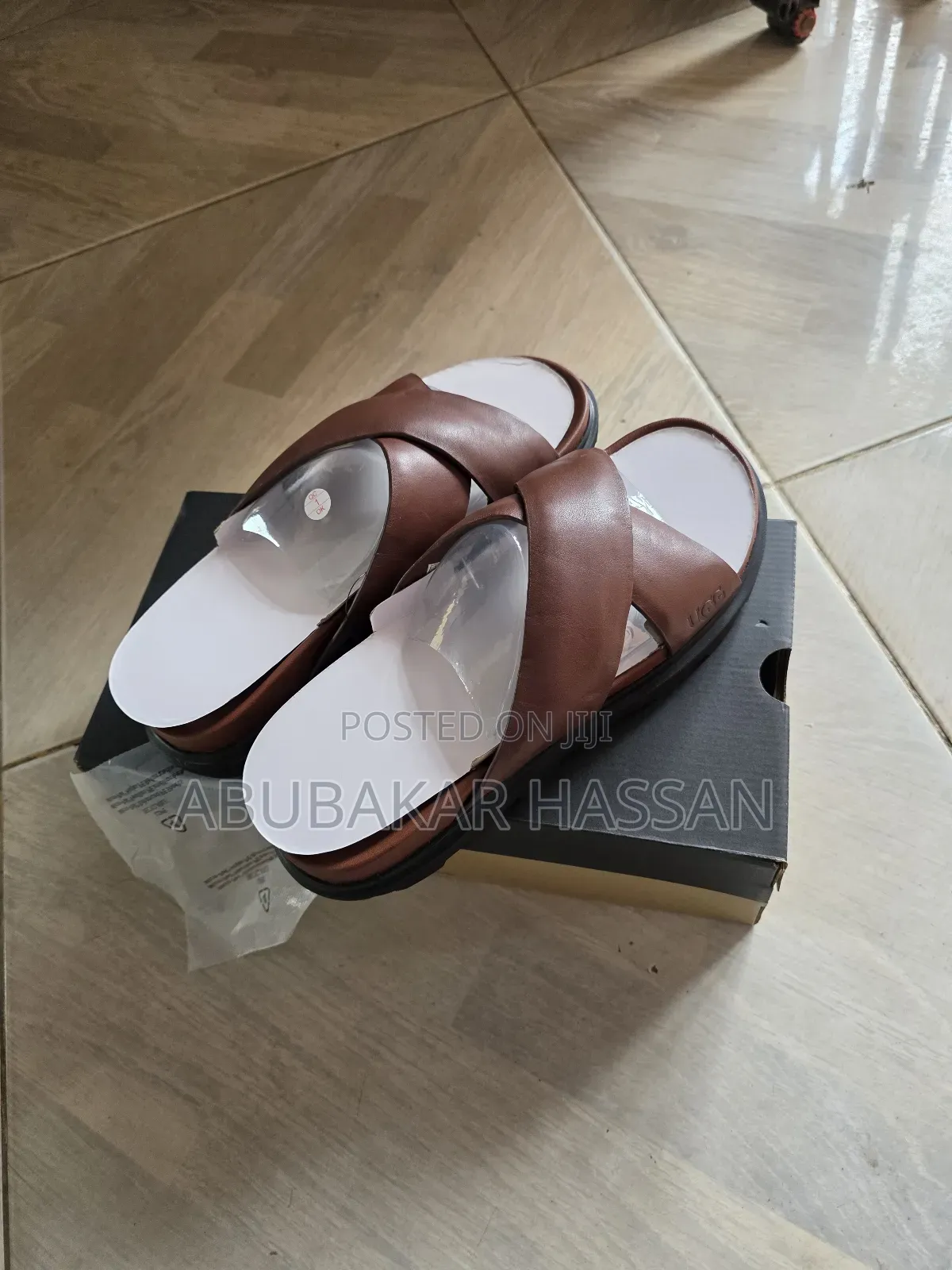 Ugg Capitola Cross Slippers Brown