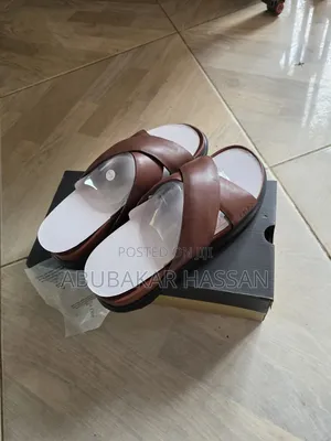 Ugg Capitola Cross Slippers Brown