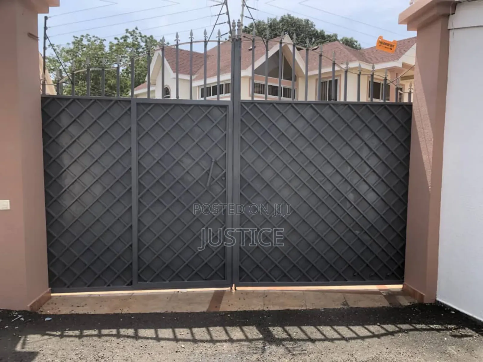 4bdrm Mansion in Osu for rent