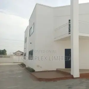 4bdrm House in North Ridge for sale