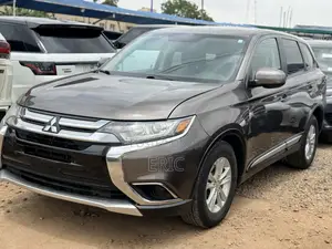 Mitsubishi Outlander 2.4 PHEV AWD 2019 Brown