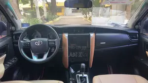 Toyota Fortuner 2.7 AWD 2016 White