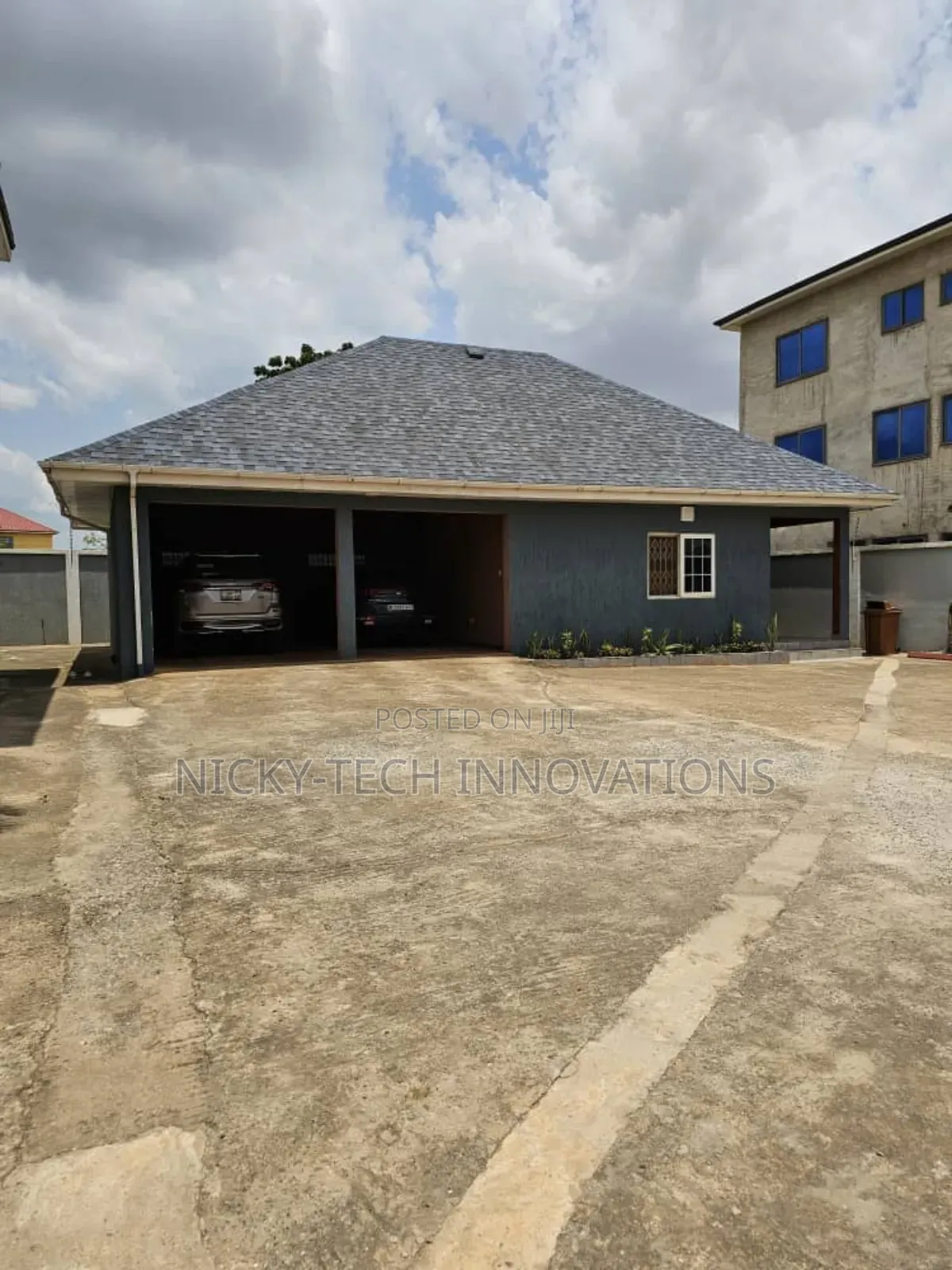 Furnished 5bdrm House in Ghana Flag for sale