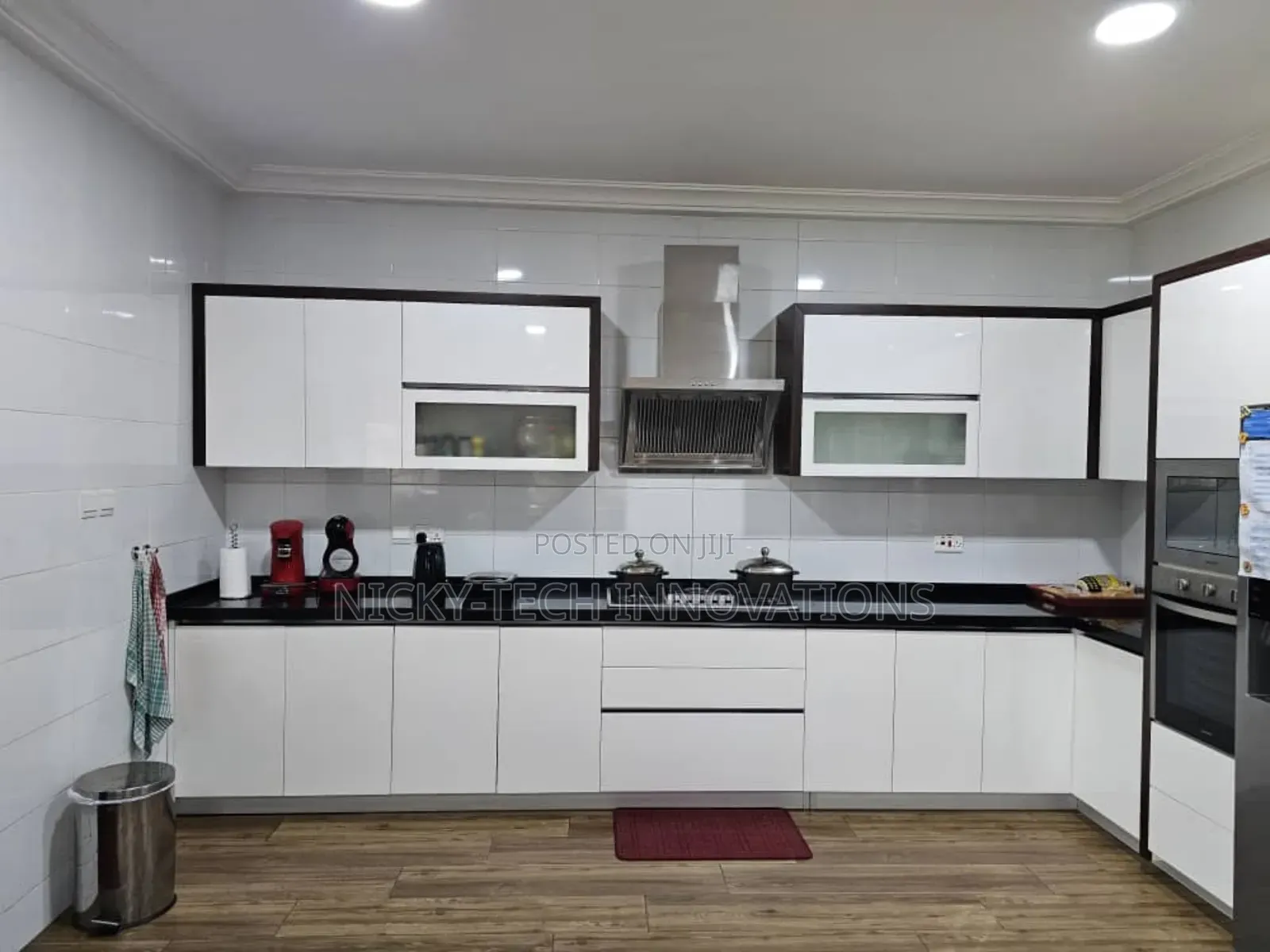 Furnished 5bdrm House in Ghana Flag for sale