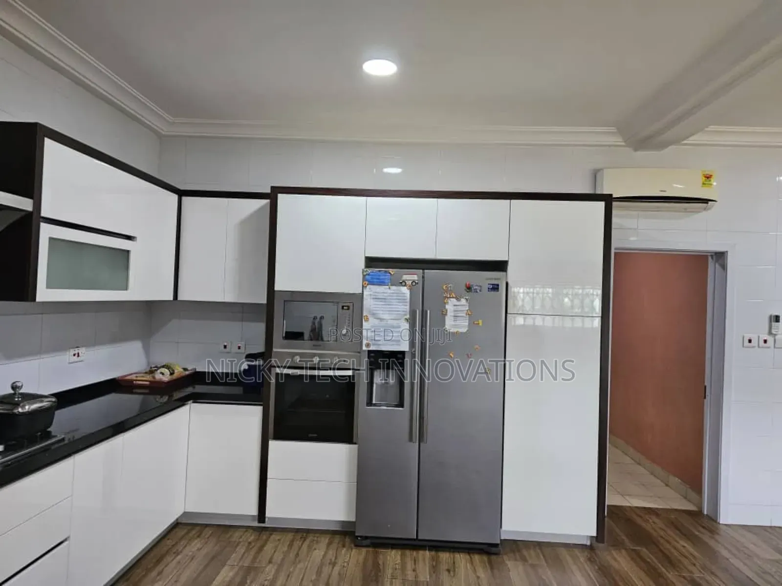 Furnished 5bdrm House in Ghana Flag for sale