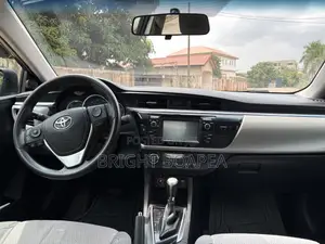 Toyota Corolla LE Eco 4dr Sedan (1.8L 4cyl CVT) 2015 Gray