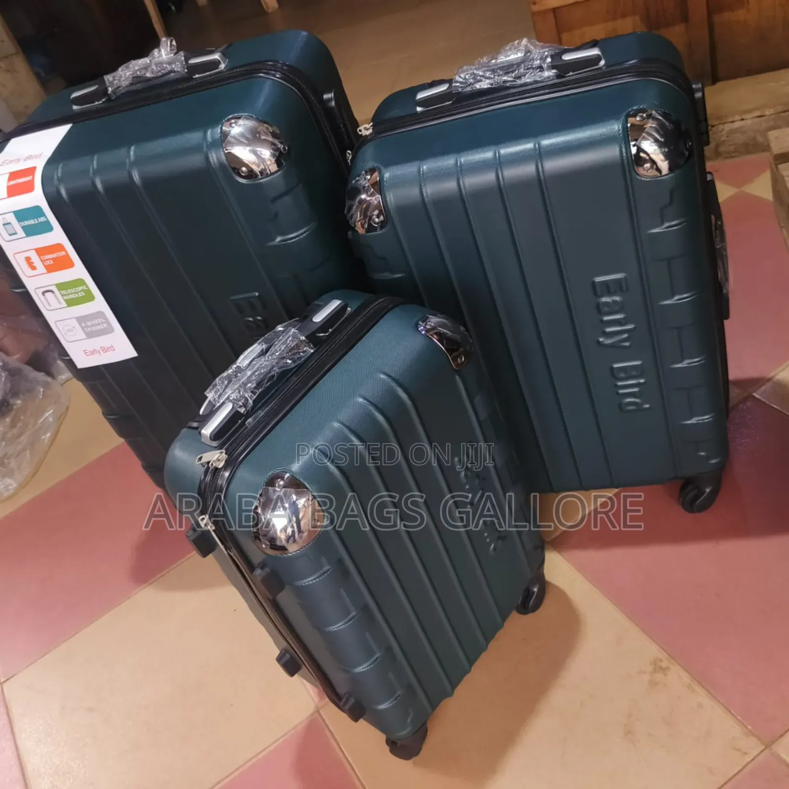 3sets Anti Crack Unbreakable Travelling Suitcases.