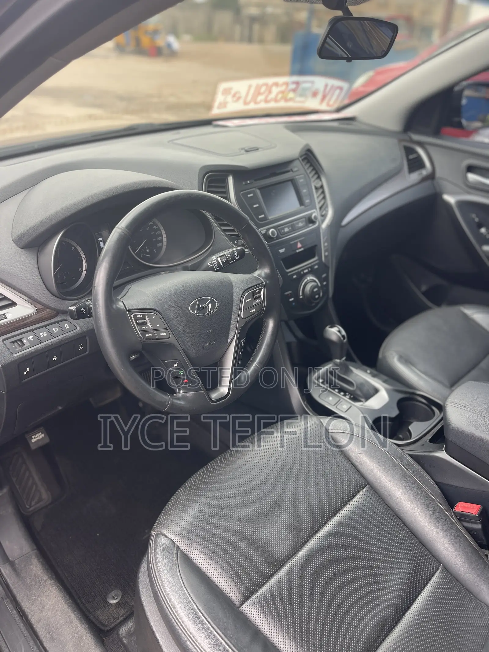 Hyundai Santa Fe SE AWD 2017 Black