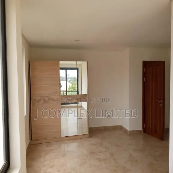 4bdrm House in North Ridge for rent