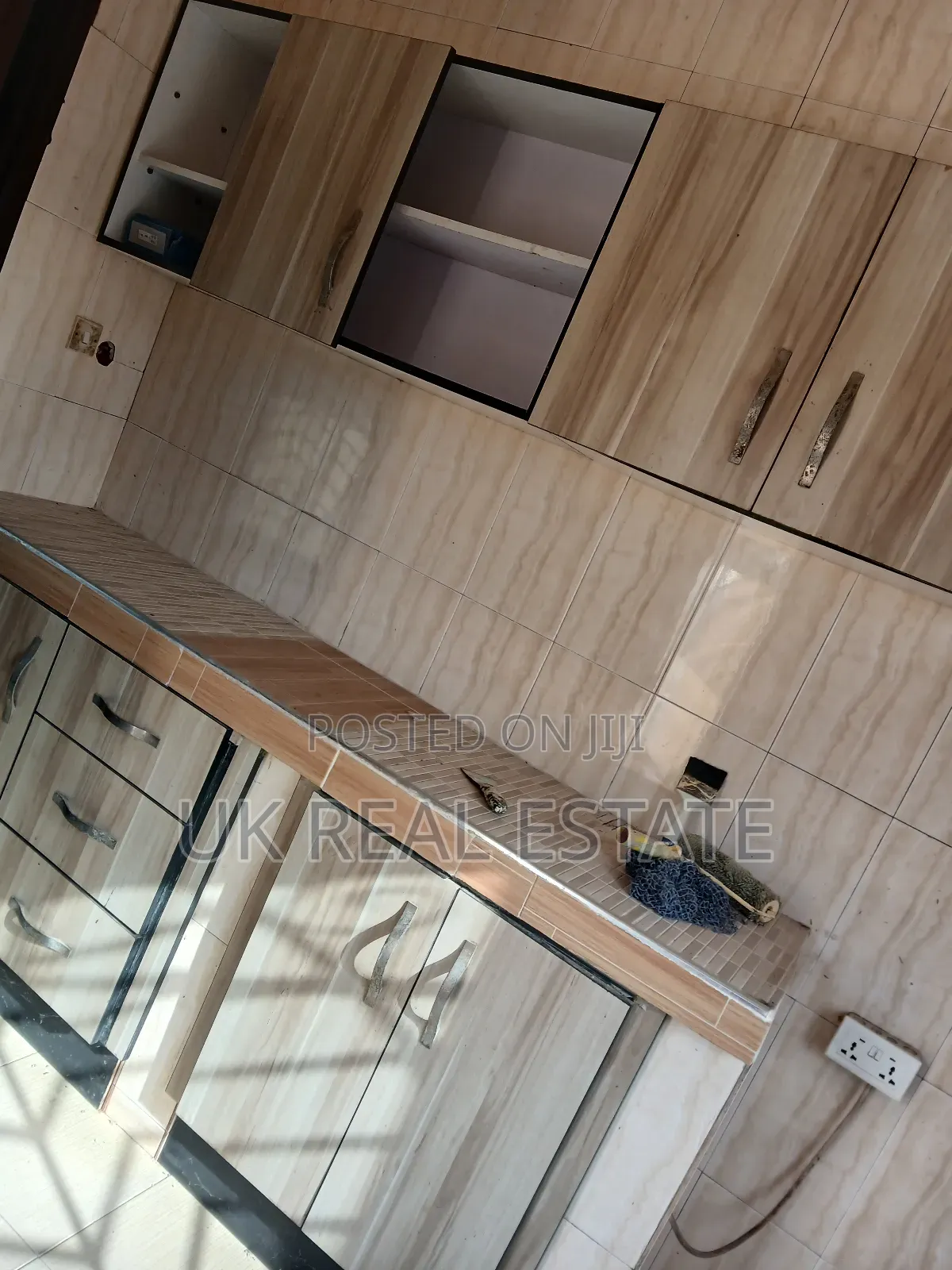 2bdrm Apartment in Uk Real Estate, Ga South Municipal for rent