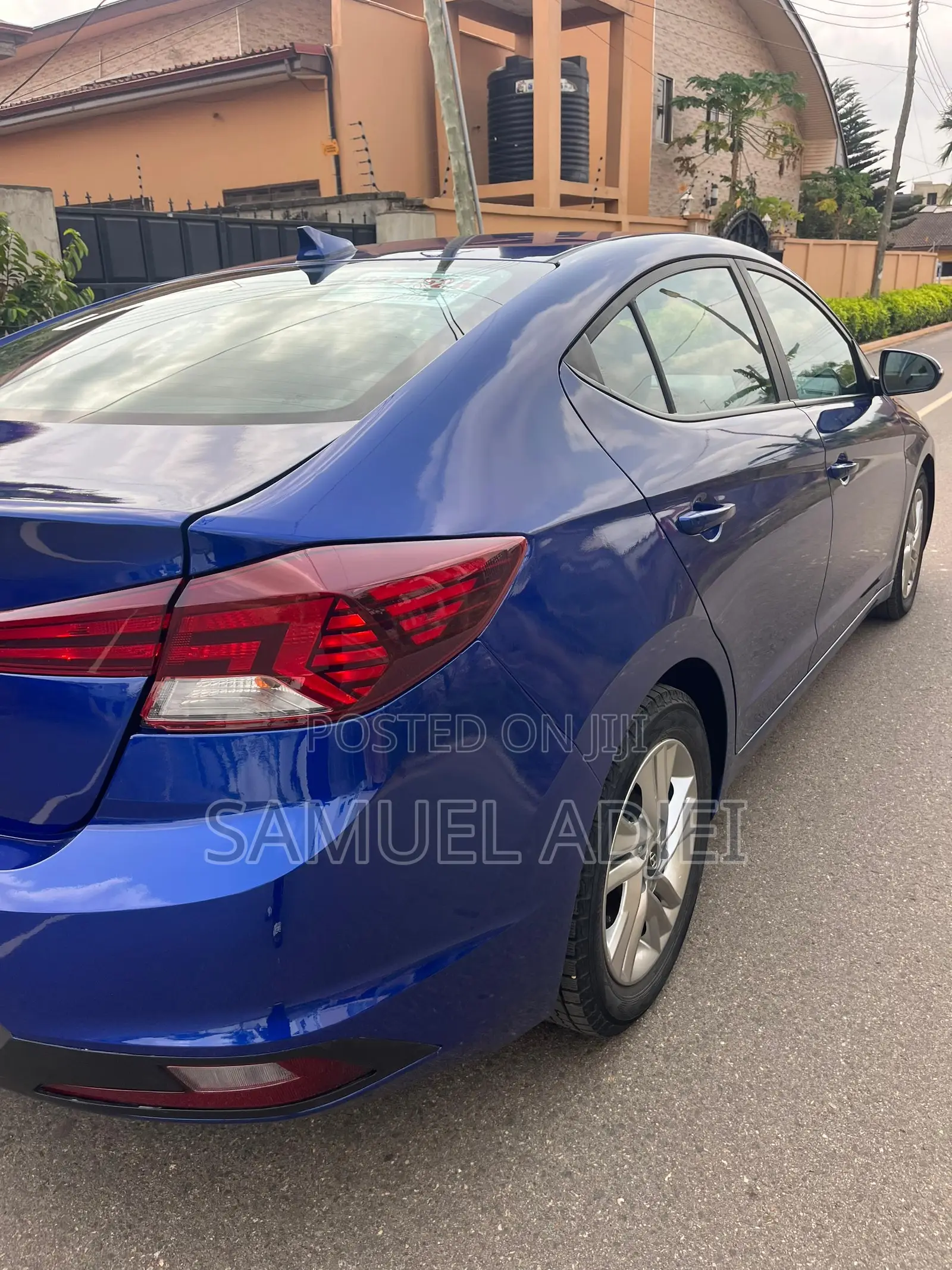Hyundai Elantra 2019 Blue