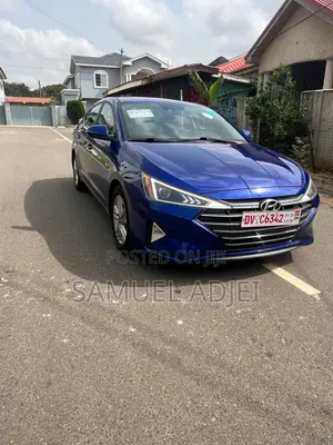 Hyundai Elantra 2019 Blue