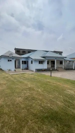 5bdrm House in Hometrust Properties, Mile 7 for rent