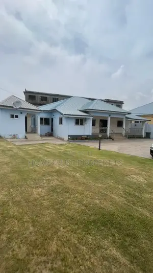 5bdrm House in Hometrust Properties, Mile 7 for rent