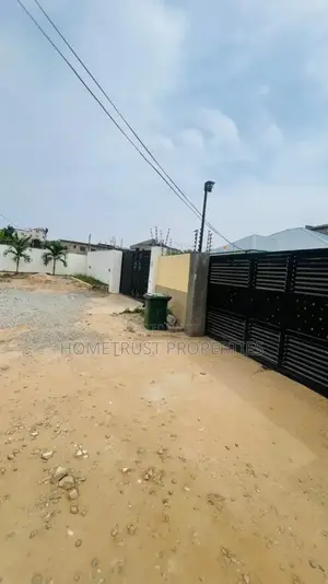 5bdrm House in Hometrust Properties, Mile 7 for rent