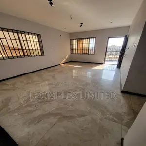 5bdrm House in North Ridge for rent