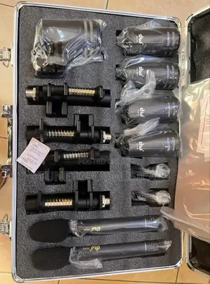 Dw 7-Piece Drum Microphone Kit.