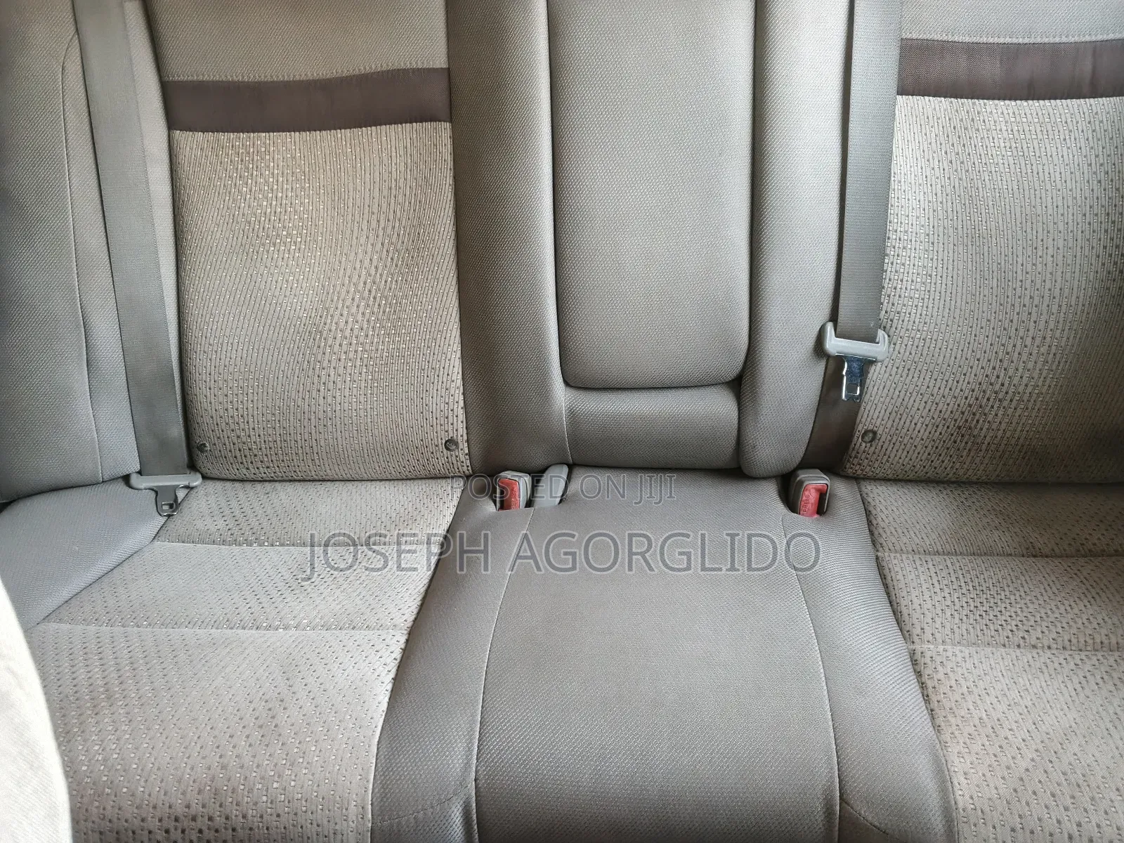 Toyota Camry LE 4dr Sedan (2.5L 4cyl 6A) 2012 Gray