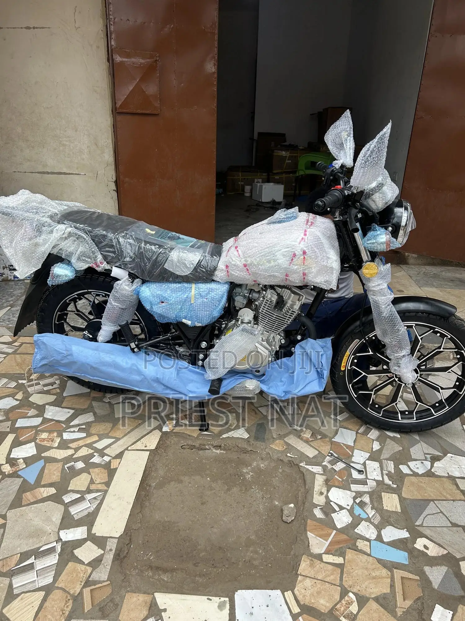 New Royal RY125 2026