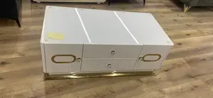 Center Table A933