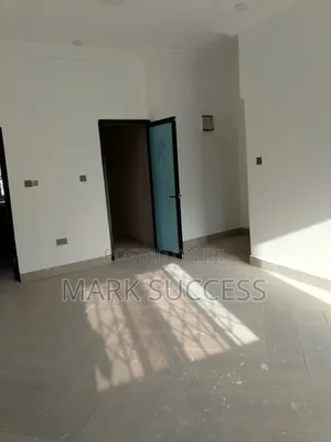 2bdrm Apartment in West Hills Mall Area for rent