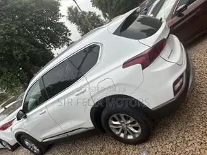 Hyundai Santa Fe SE 2.4 AWD 2020 White