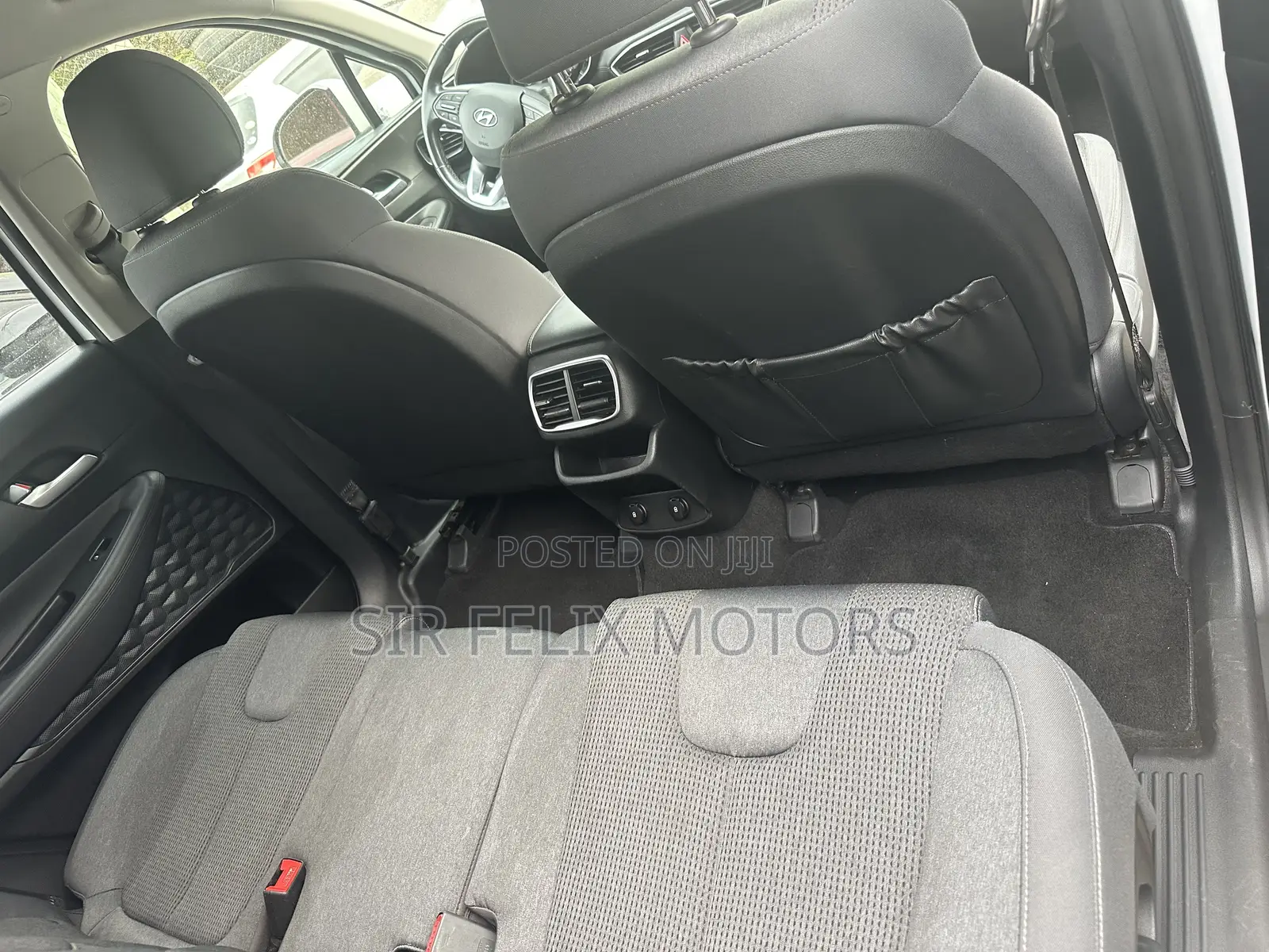 Hyundai Santa Fe SE 2.4 AWD 2020 White