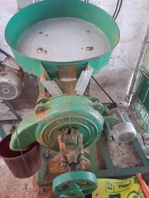 Corn Mill Machine