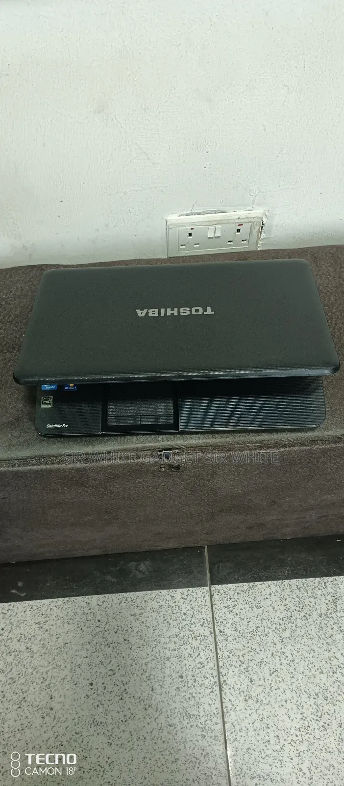Laptop Toshiba Satellite Pro C650 4GB Intel HDD+SSD 500GB