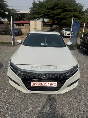 Honda Accord Sport 2018 White