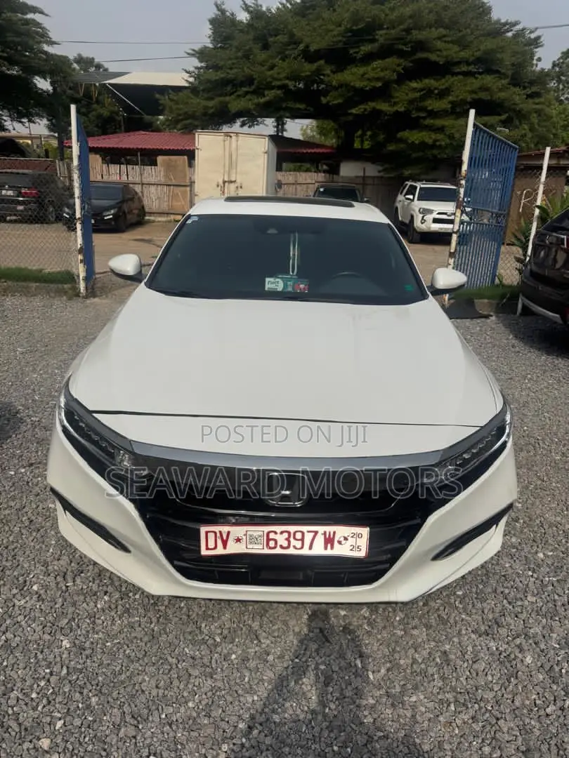 Honda Accord Sport 2018 White